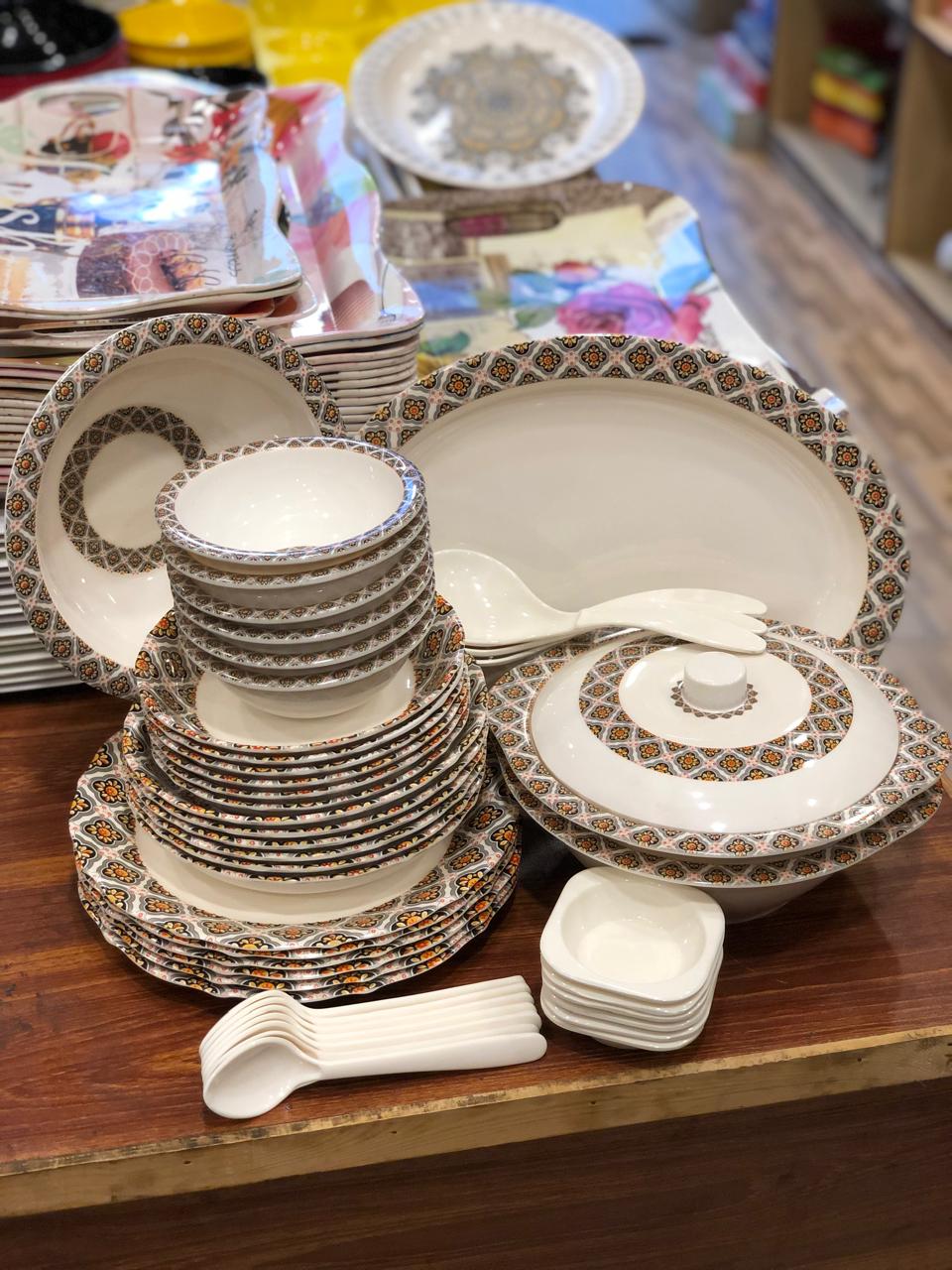 Elegant Design Melamine Dinner Set1