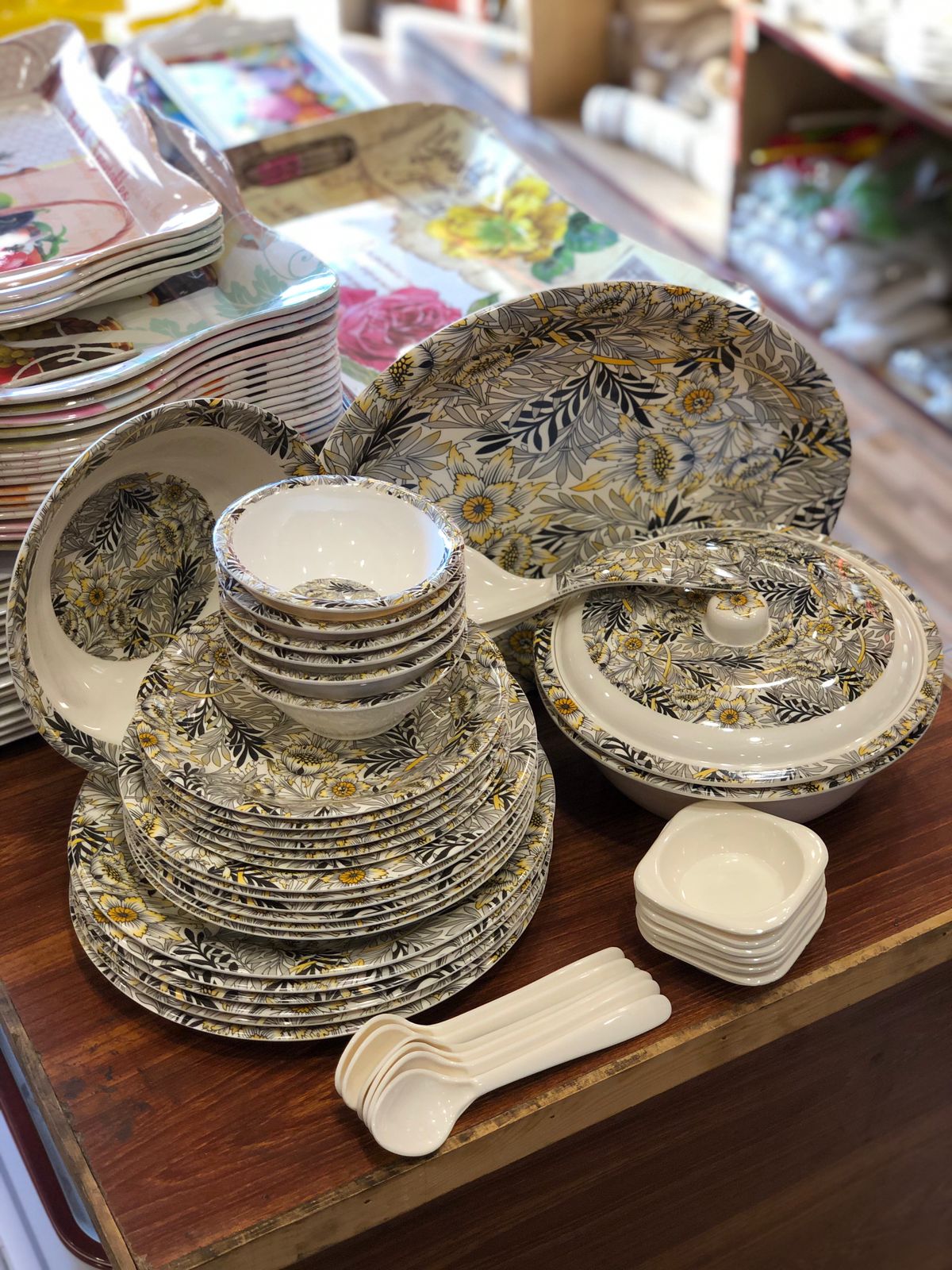 Porcelain Designer Melamine Plates 18-Piece White Melamine Dinnerware Set With Tropical Kenya Ubuy