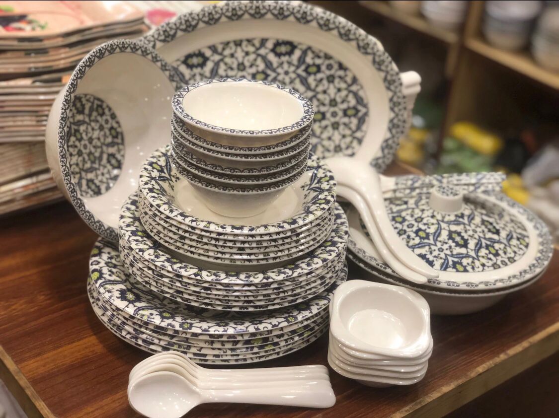 Traditional Design Melamine double Glaze Dinner set - Main Image